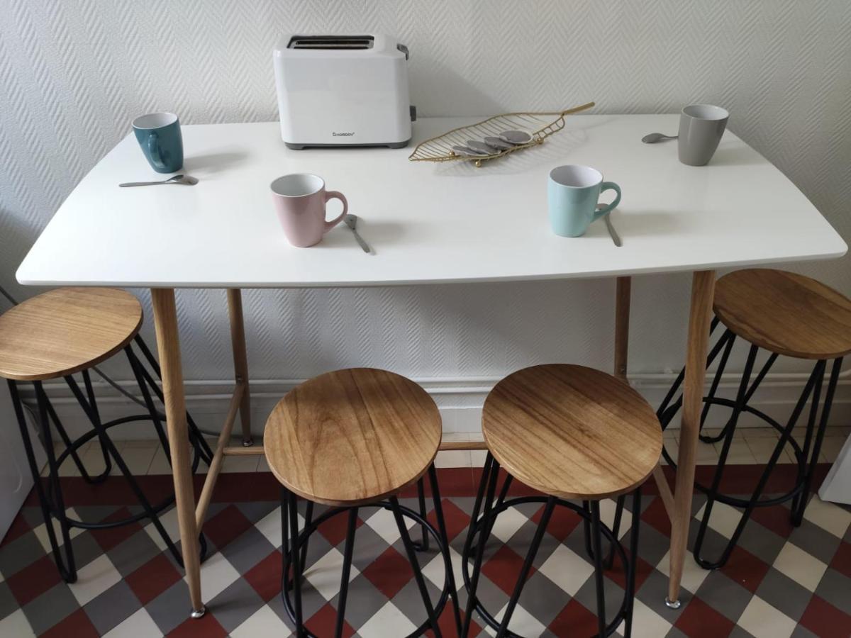 Appartement 1-6 Pers Situe Entre Les Ponts Saumur Exterior foto